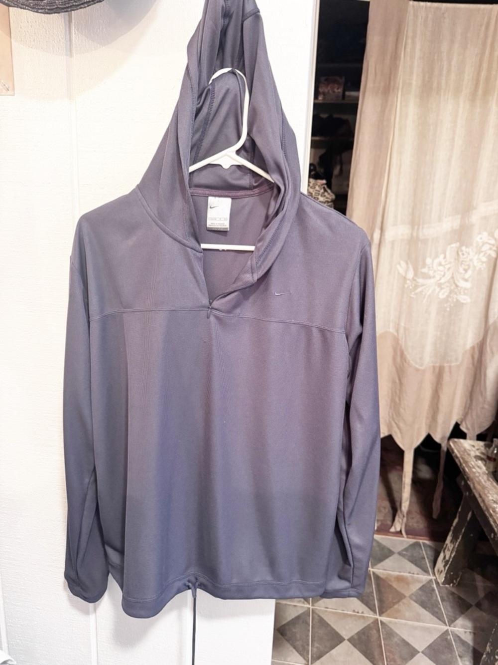 Women’s Nike Dri Fit Hoodie L